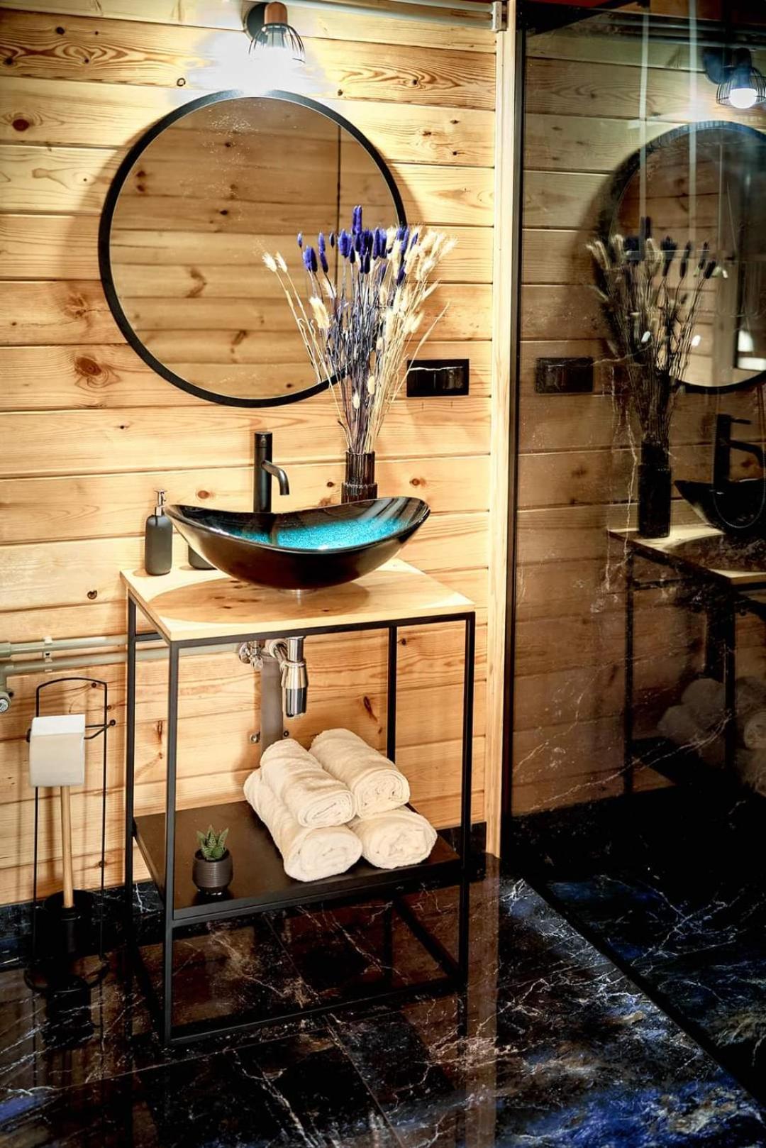 Slodka Woda Czerwony Chalet